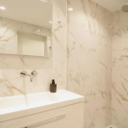 Διαμέρισμα Spacious At Park And Museum *