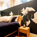 Spacious At Park And Museum Apartment Amsterdam