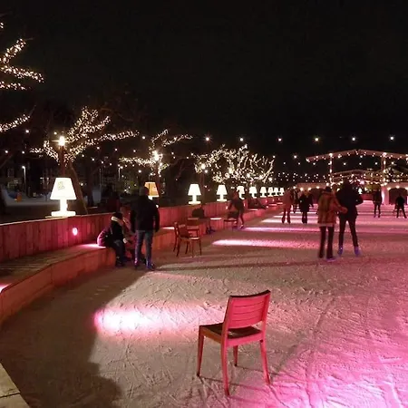 Daire Spacious At Park And Museum *