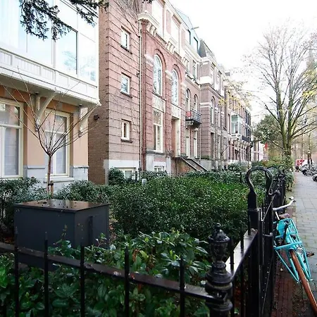 Spacious At Park And Museum * Amsterdam